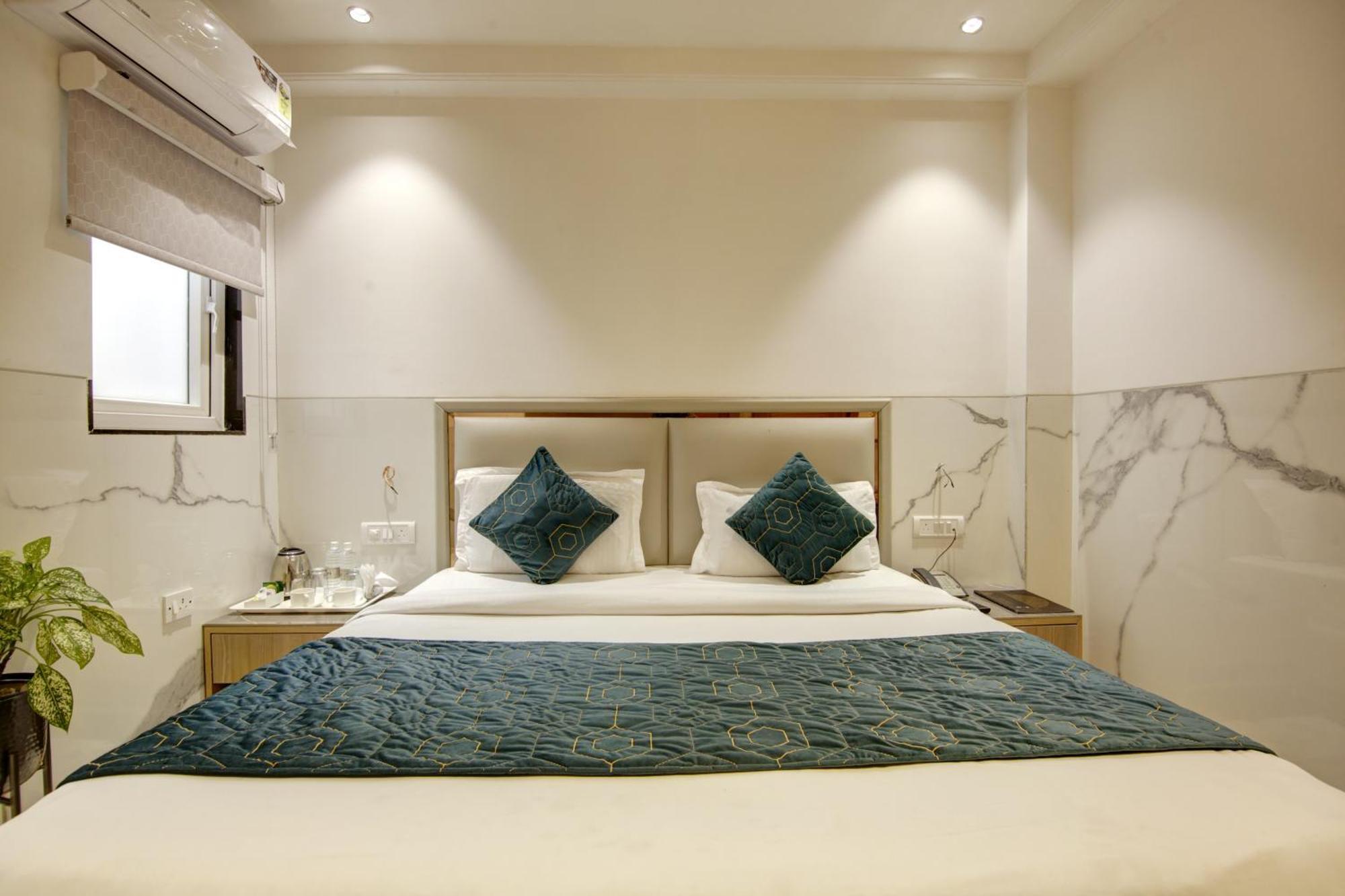 Hotel Transit International- Aerocity Delhi Airport New Delhi Eksteriør billede